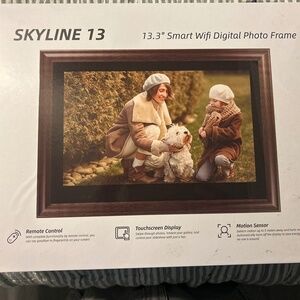 Digital photo frame